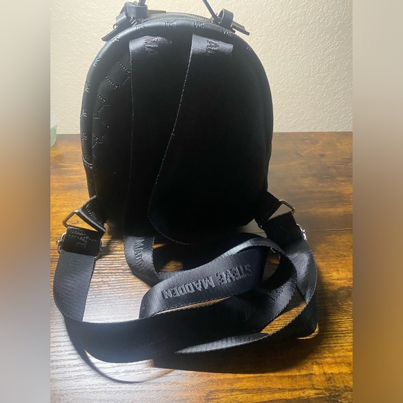 Steve Madden mini backpack - Picture 8 of 8